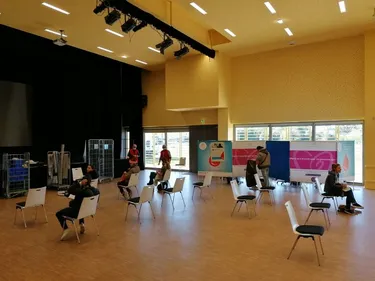 Le personnel de l'Etablissement français du sang en grève